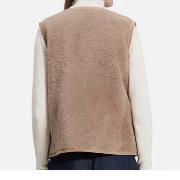 Theory Reversible Lamb Shearling Vest - Picture 4 of 11